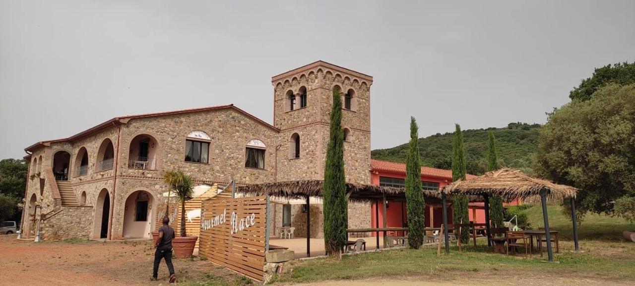 Agriturismo La Fontanella & Glamping Суверето Екстер'єр фото